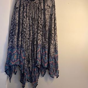 Patrons of Peace Hanker-chief skirt